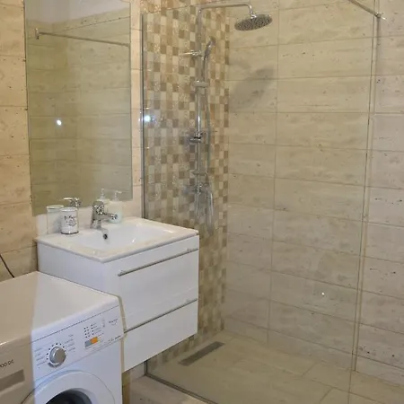 Poszata Apartman דירה