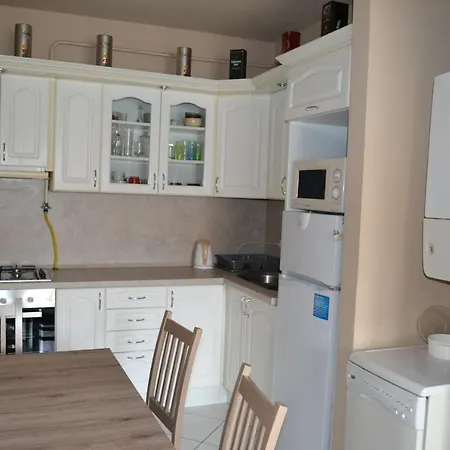 Poszata Apartman דירה אגר