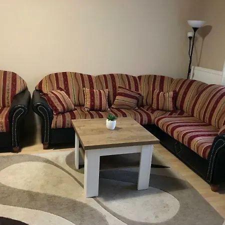 Poszata Apartman דירה